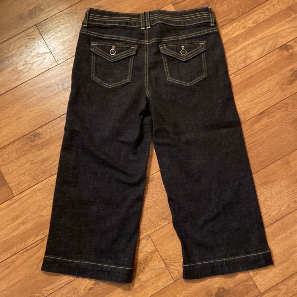 WHBM Blanc Black Crop Leg Jean - Picture 9 of 12
